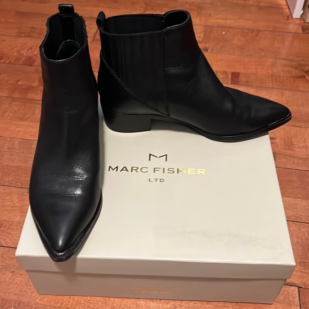 Marc Fisher Leather Boots size 5
